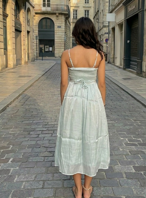 Elegant Ruched Bodice Midi Dress